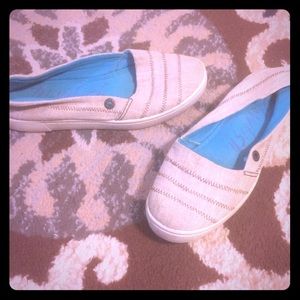 Slide on linen tennis shoes